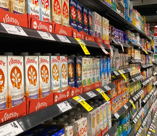 Redenen om als bedrijf POS materiaal in te zetten supermarkt schappen