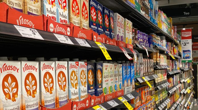 Redenen om als bedrijf POS materiaal in te zetten supermarkt schappen