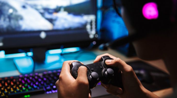 Hoe zorg je ervoor dat je kind niet te veel gamet? Depositphotos_211747898_S