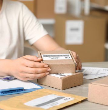 Hoe kleine webshops kunnen concurreren met grote spelers op het gebied van verzending Pakketten verzenden