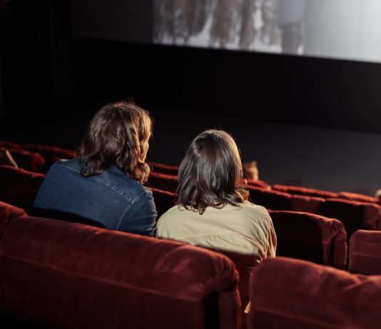 Uit in Eindhoven: waarom een pubquiz of filmavond dé uitkomst is voor een geslaagde avond